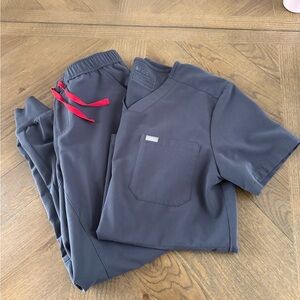 Figs Charcoal Scrub Set with Scarlet Accents